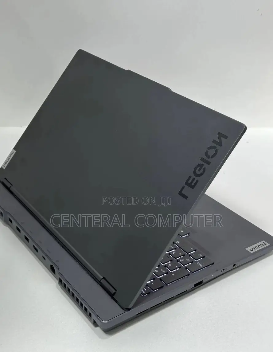 New Laptop Lenovo Legion Y545 16GB AMD Ryzen 7 SSD 512GB