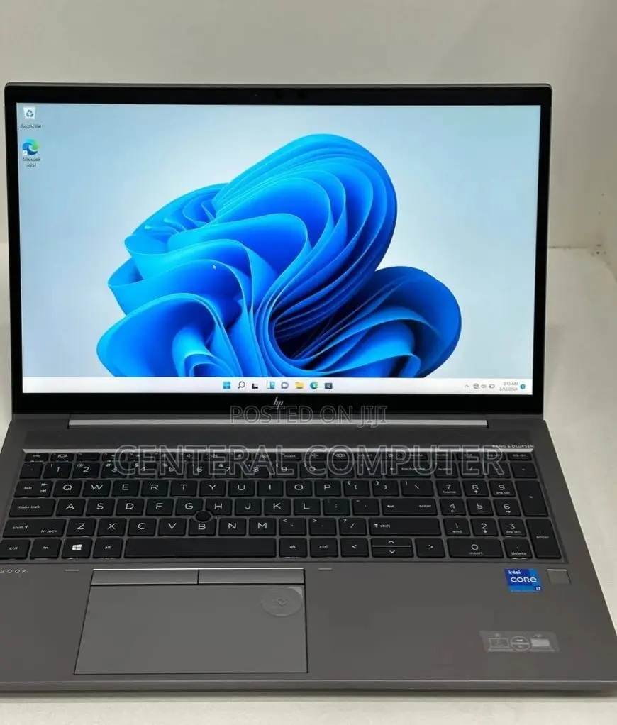 New Laptop HP ZBook Studio G4 16GB AMD Ryzen 5 SSD 512GB