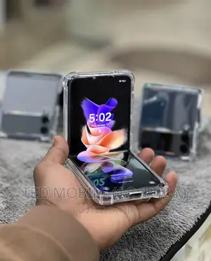 New Samsung Galaxy Z Flip 3 256 GB