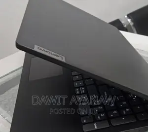 Photo - New Laptop Lenovo 4GB AMD Ryzen 3 SSD 128GB