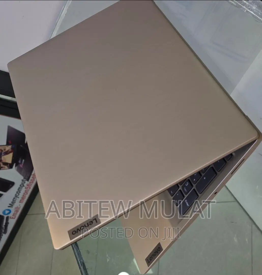 New Laptop Lenovo Ideapad 3 8GB Intel Core I3 SSD 512GB