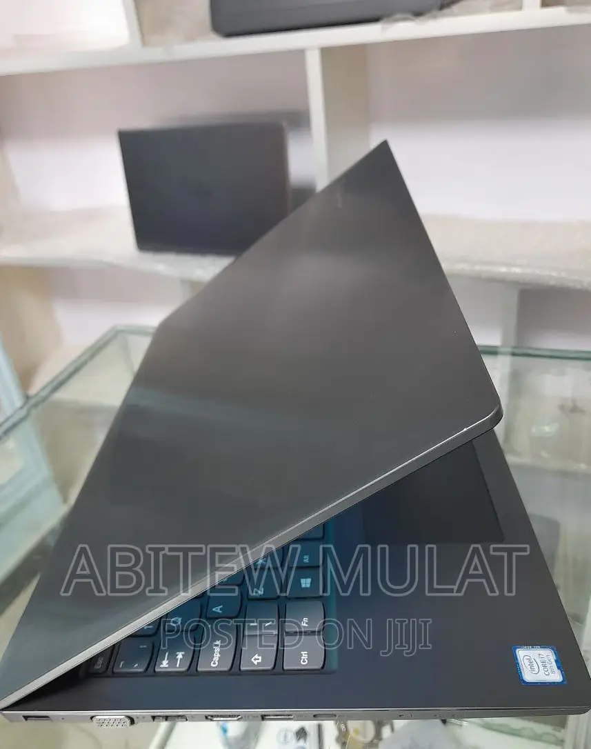 New Laptop Lenovo Ideapad 3 8GB Intel Core I7 HDD 1T