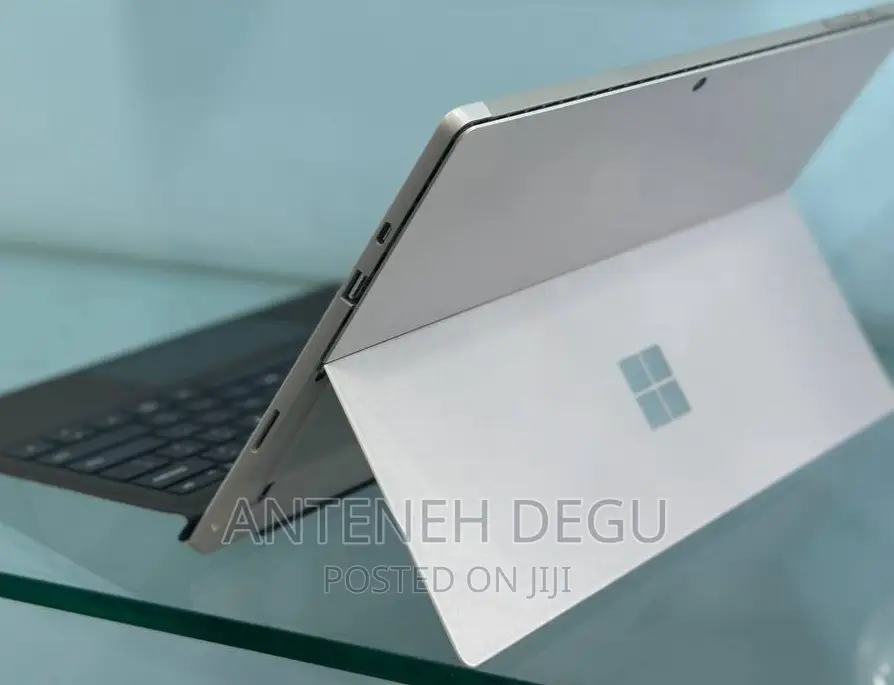 New Laptop Microsoft Surface Pro 16GB Intel Core I5 SSD 256GB