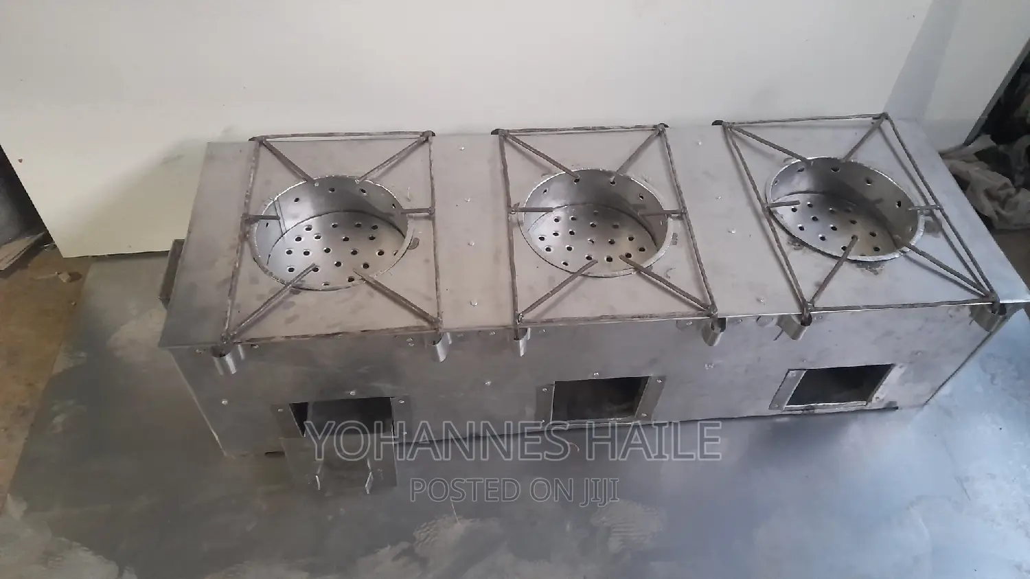 ለሆቴል ሚሆን ምድጃ