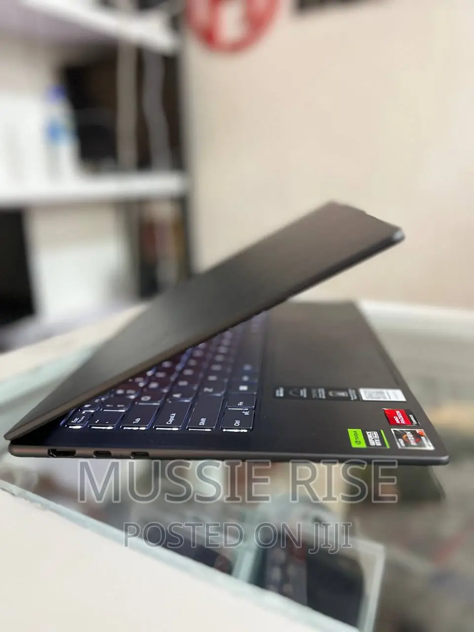 New Laptop Lenovo 16GB AMD Ryzen 7 SSD 512GB