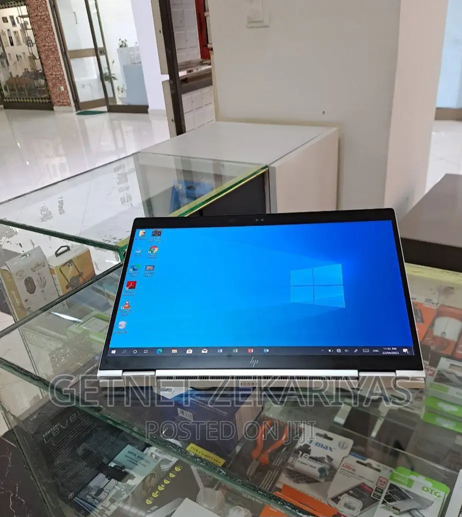 New Laptop HP EliteBook 1030 16GB Intel Core I5 SSD 512GB