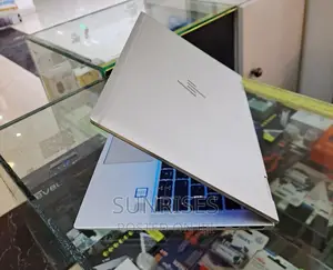 New Laptop HP EliteBook X360 1030 G3 16GB Intel Core I5 SSD 512GB