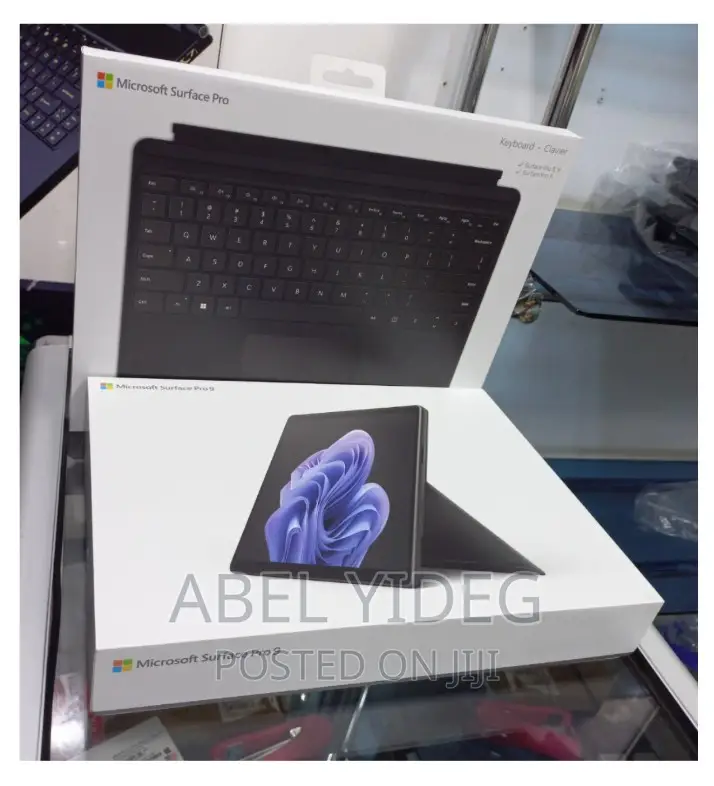 New Laptop Microsoft Surface Pro 9 16GB Intel Core I5 SSD 256GB