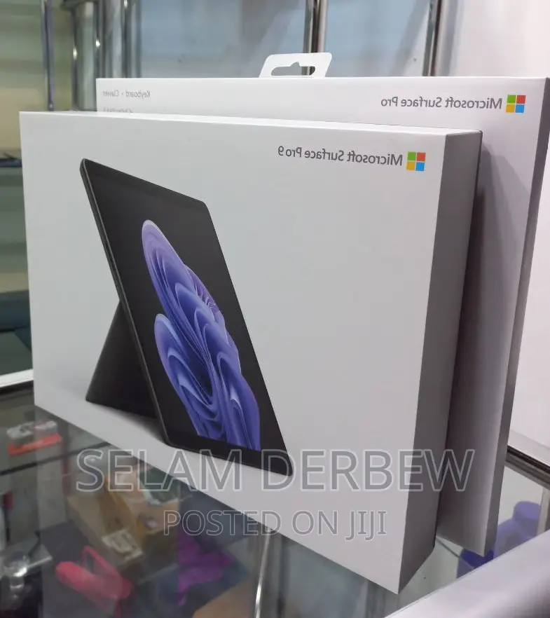 New Laptop Microsoft Surface Pro 9 12GB Intel Core I5 SSD 256GB