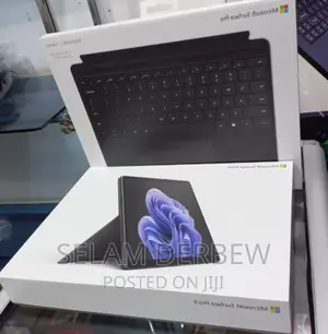 New Laptop Microsoft Surface Pro 9 12GB Intel Core I5 SSD 256GB