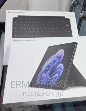 New Laptop Microsoft Surface Pro 9 16GB Intel Core I5 SSD 256GB