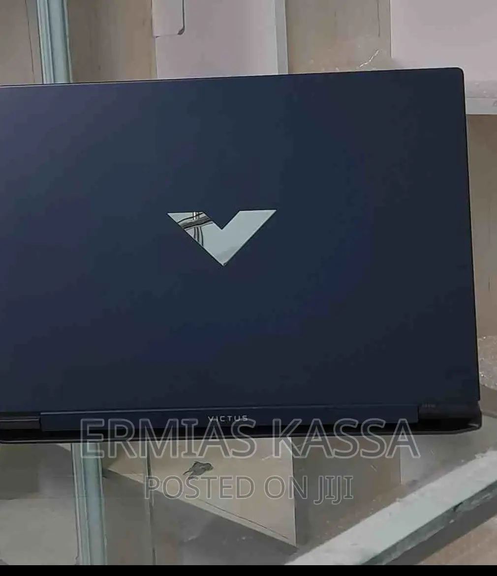 New Laptop HP Victus 15 16GB Intel Core I5 SSD 1T