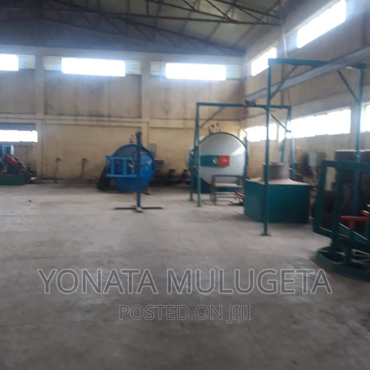 የሚሸጥ የጎማ ማደሻ ፋብሪካ