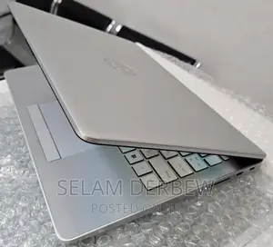 New Laptop HP Stream Notebook 8GB Intel Core I3 HDD 1T