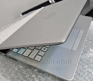 New Laptop HP Stream Notebook 8GB Intel Core I3 HDD 1T