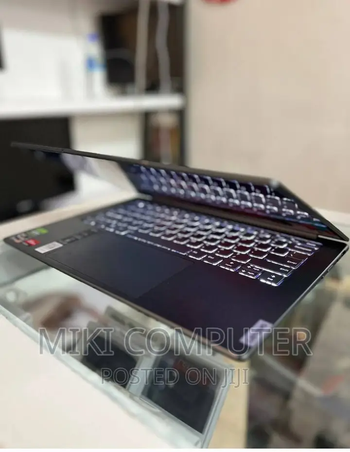 New Laptop Lenovo Legion 5 16GB AMD Ryzen 7 SSD 512GB