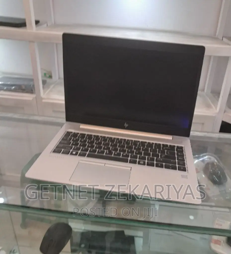 New Laptop HP EliteBook 840 10 8GB AMD Ryzen 3 SSD 256GB