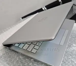 New Laptop HP Stream Notebook 8GB Intel Core I3 SSD 1T