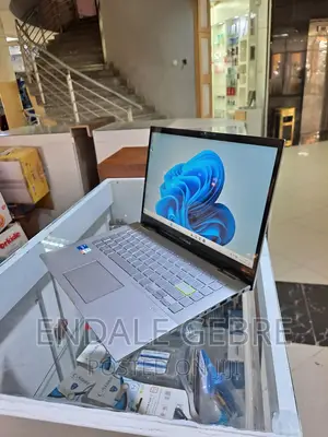 New Laptop Asus VivoBook 15 X505BA 8GB Intel Core I5 SSD 512GB