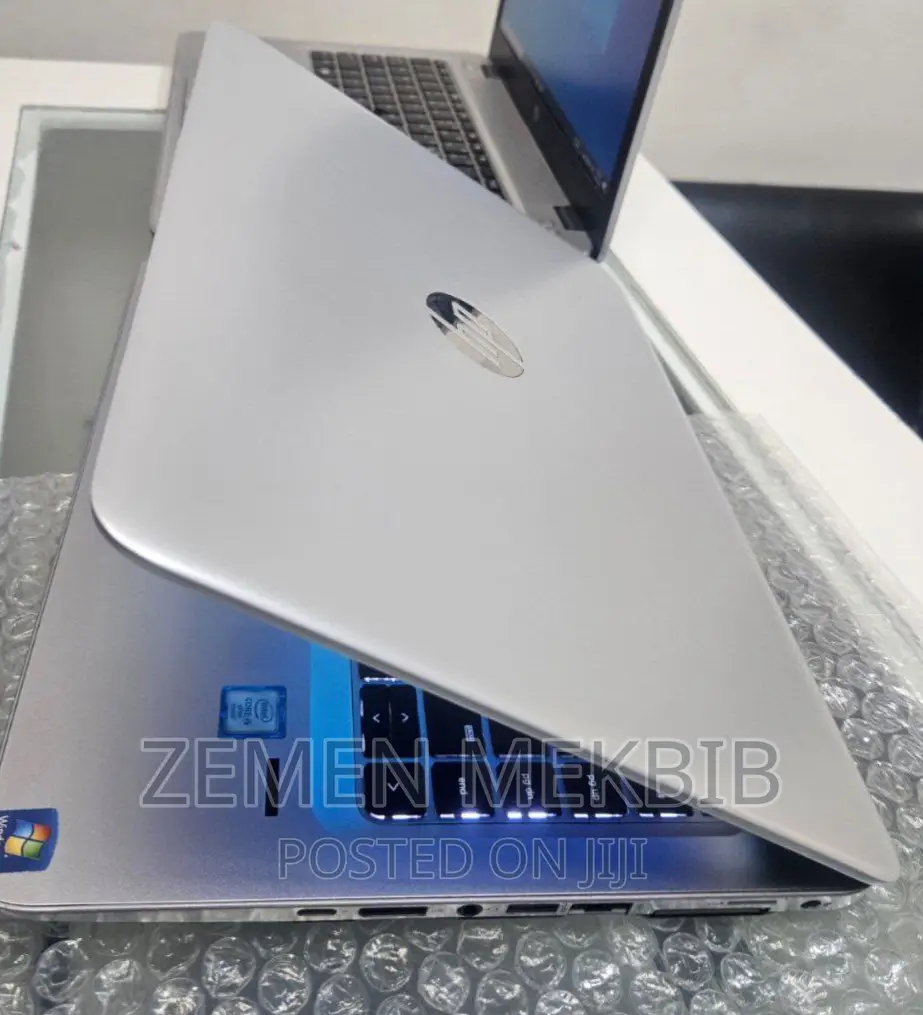 New Laptop HP 14z 8GB Intel Core I5 HDD 1T