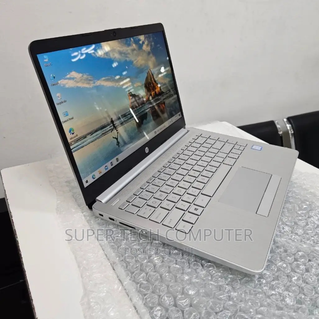 New Laptop HP Stream Notebook 8GB Intel Core I3 HDD 1T