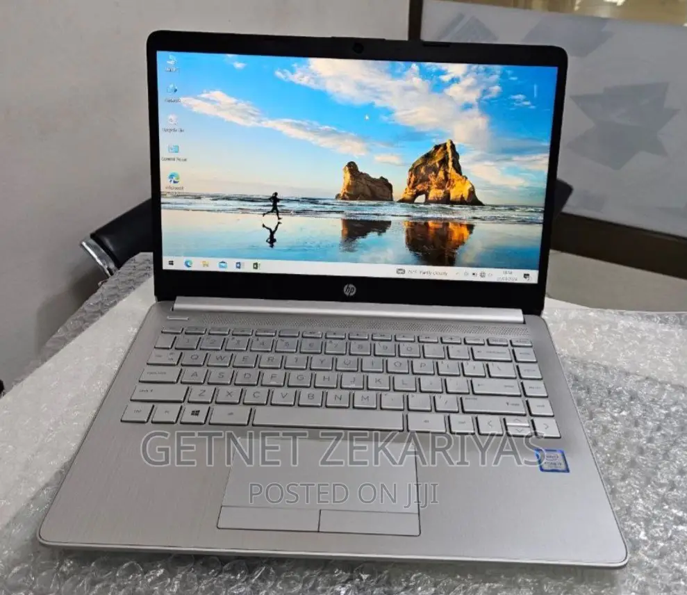 New Laptop HP Stream Notebook 8GB Intel Core I3 SSD 1T