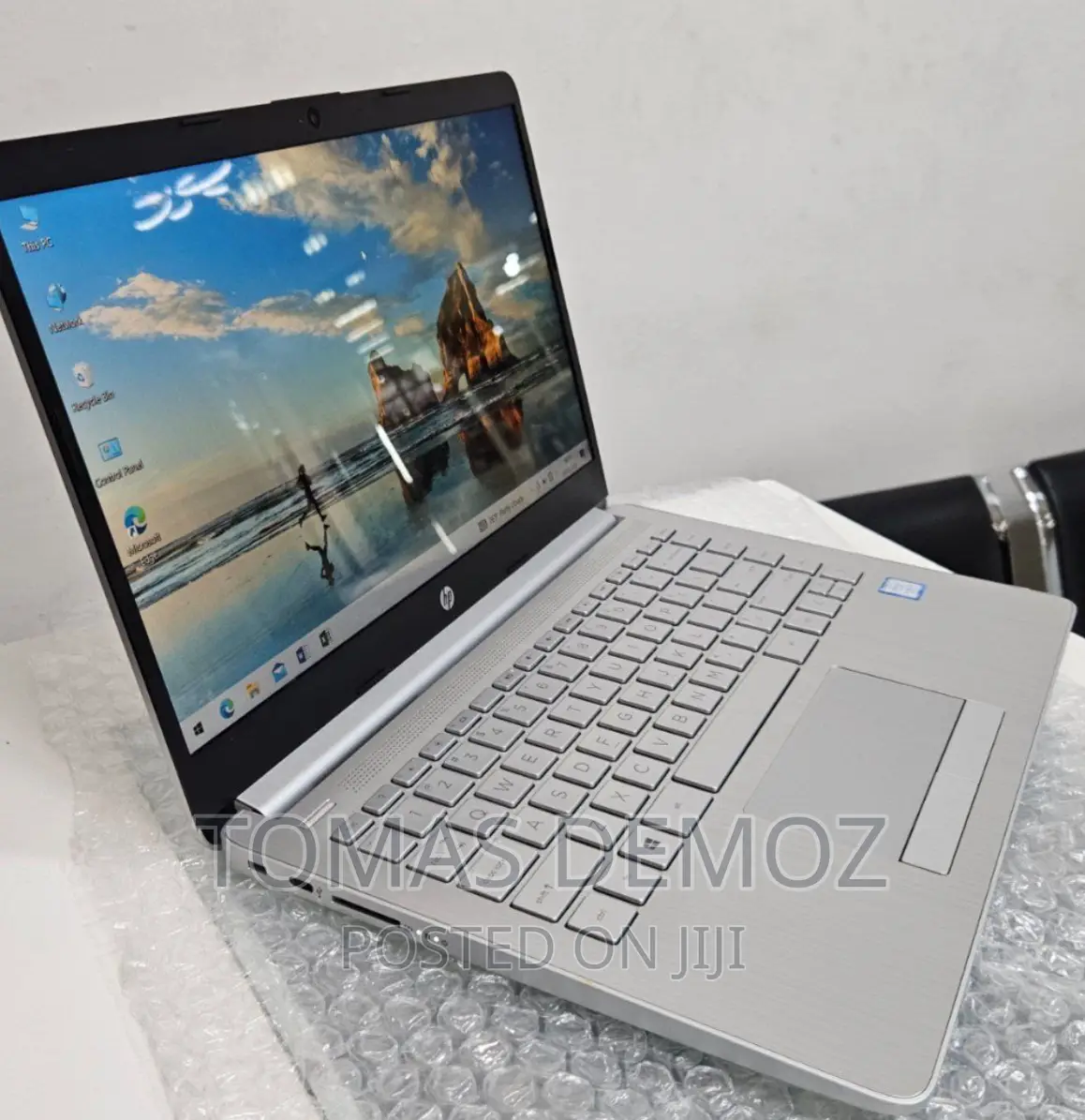 New Laptop HP Stream Notebook 8GB Intel Core I3 HDD 1T