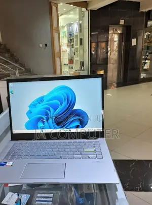 Laptop Asus VivoBook 15 X505BA 8GB Intel Core I5 SSD 512GB