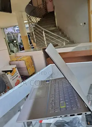 Laptop Asus VivoBook 15 X505BA 8GB Intel Core I5 SSD 512GB