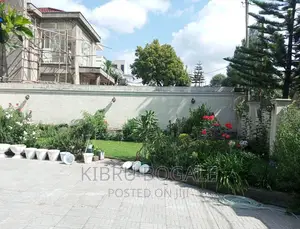 10bdrm House in Cmc, Bole for sale