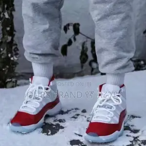 Photo - Premium Quality Air Jordan 11 Cherry