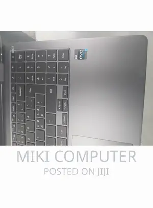 New Laptop Samsung 16GB Intel Core I7 SSD 512GB