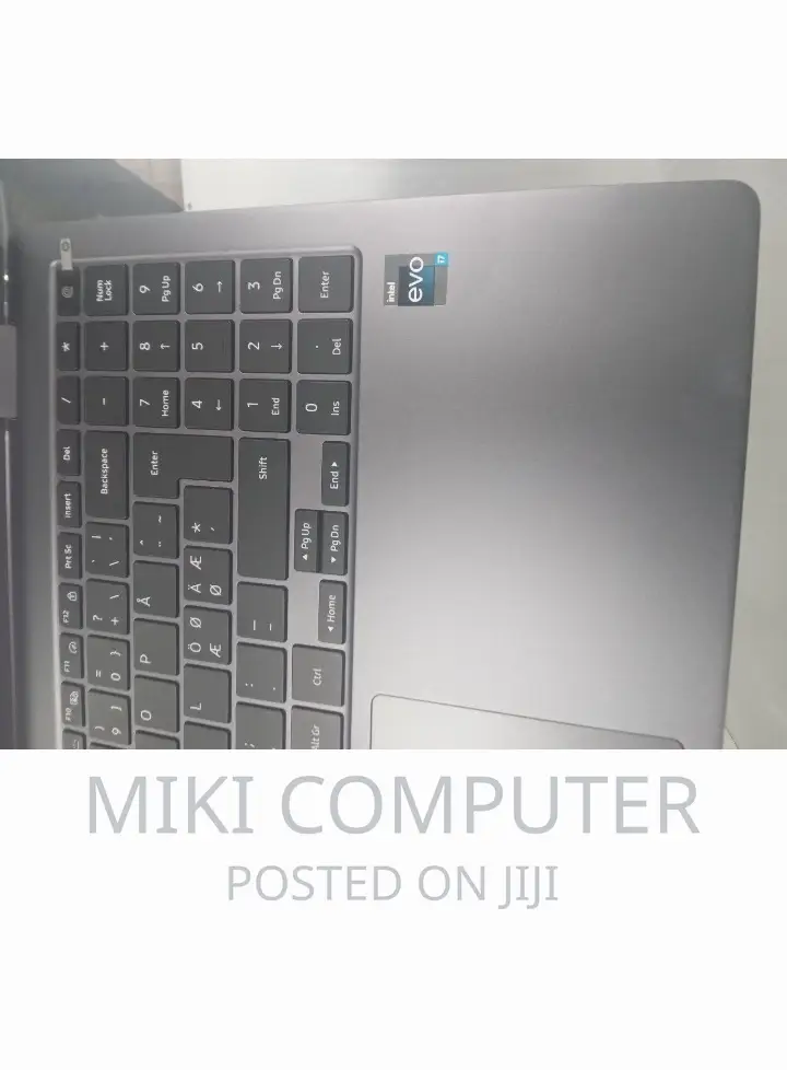 New Laptop Samsung 16GB Intel Core I7 SSD 512GB