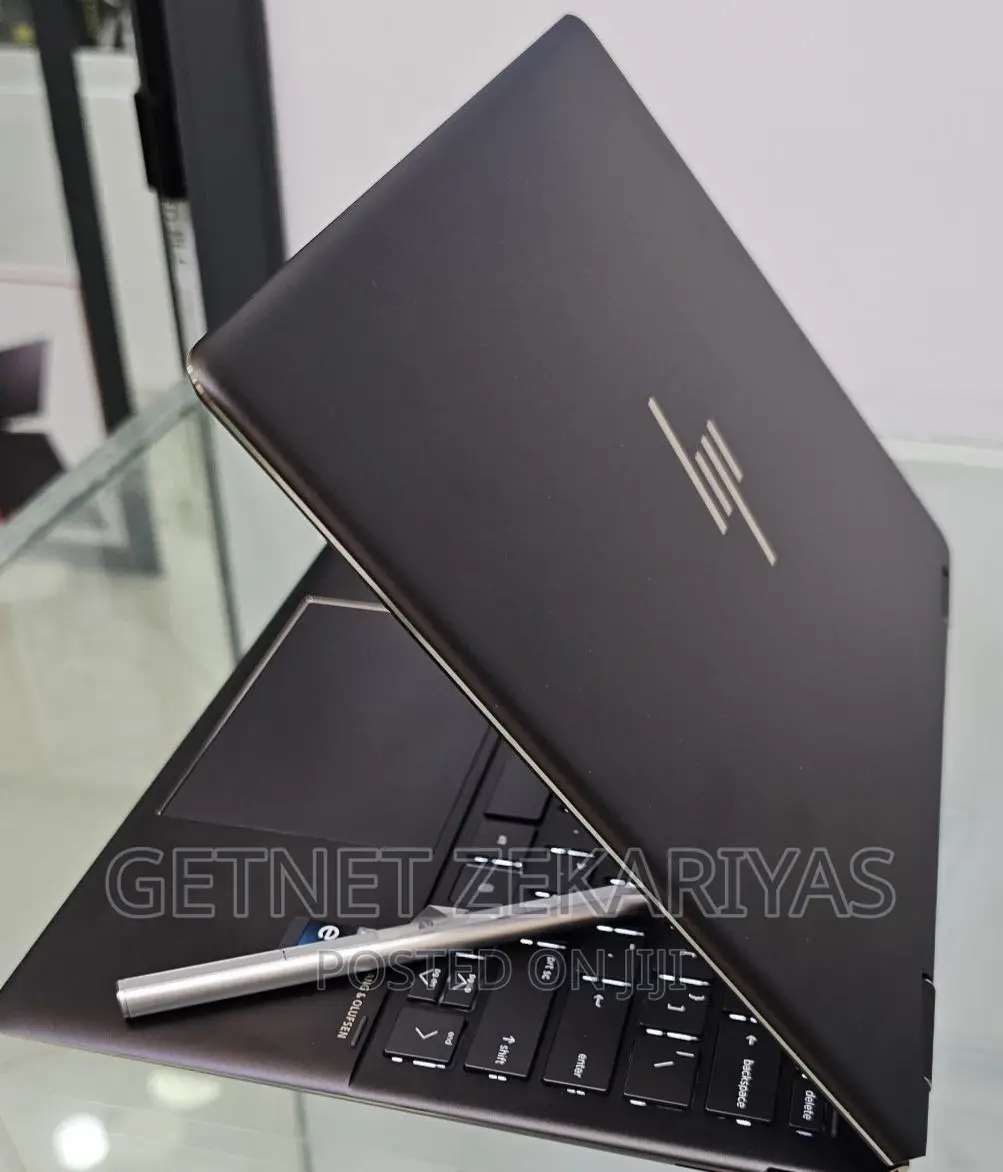New Laptop HP Spectre 16GB Intel Core I7 SSD 1T