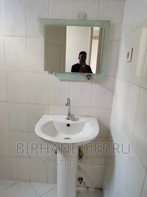 3bdrm Apartment in Apartiment, Bole for rent