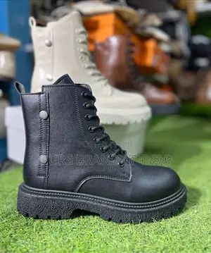 Photo - Premium Master Quality Boots Shoe for Women's