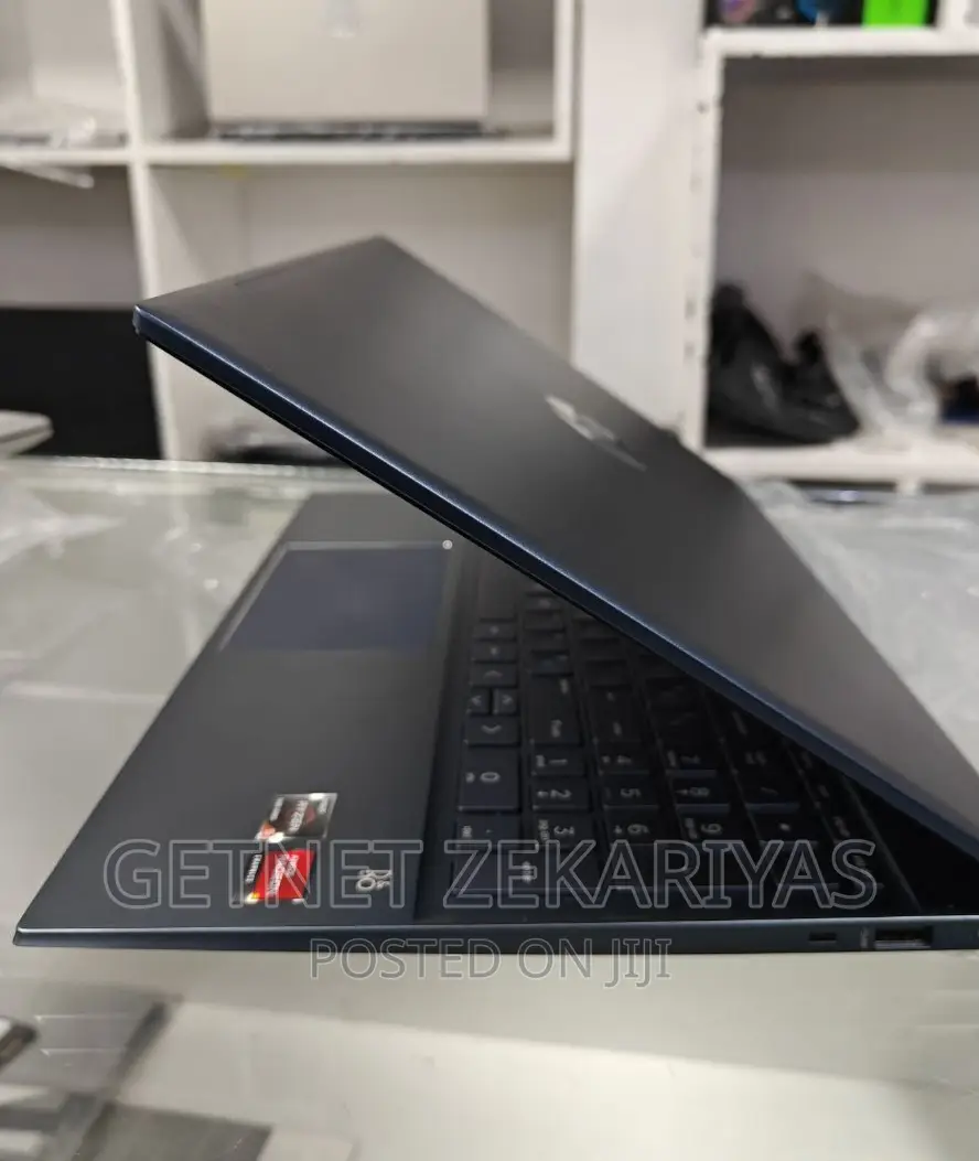 New Laptop HP Pavilion 15 8GB AMD Ryzen 5 SSD 512GB