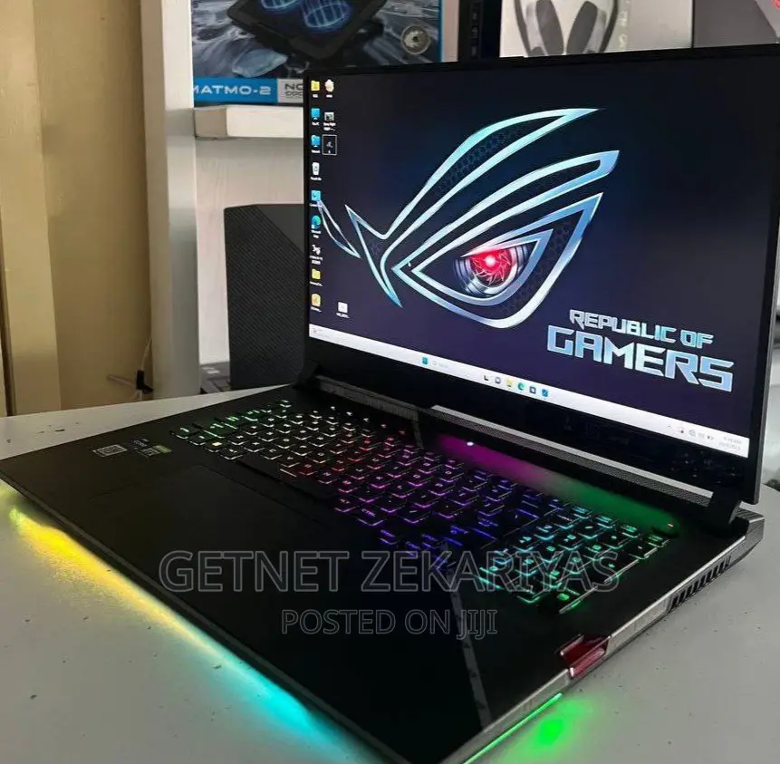New Laptop Asus ROG Strix G731G 32GB Intel Core I9 SSD 1T