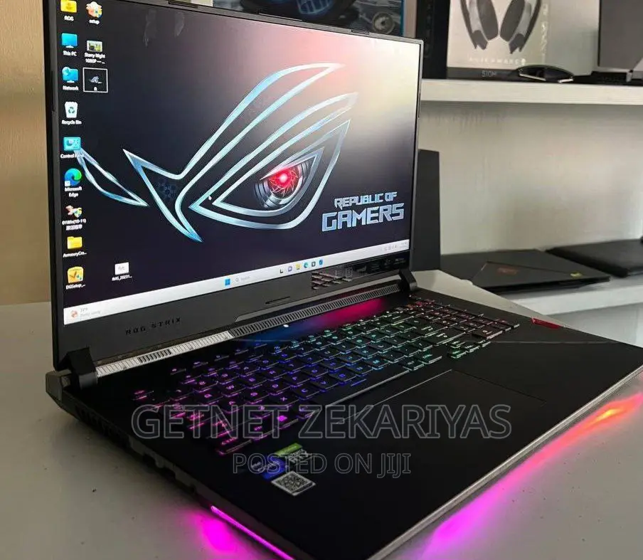 New Laptop Asus ROG Strix G731G 32GB Intel Core I9 SSD 1T