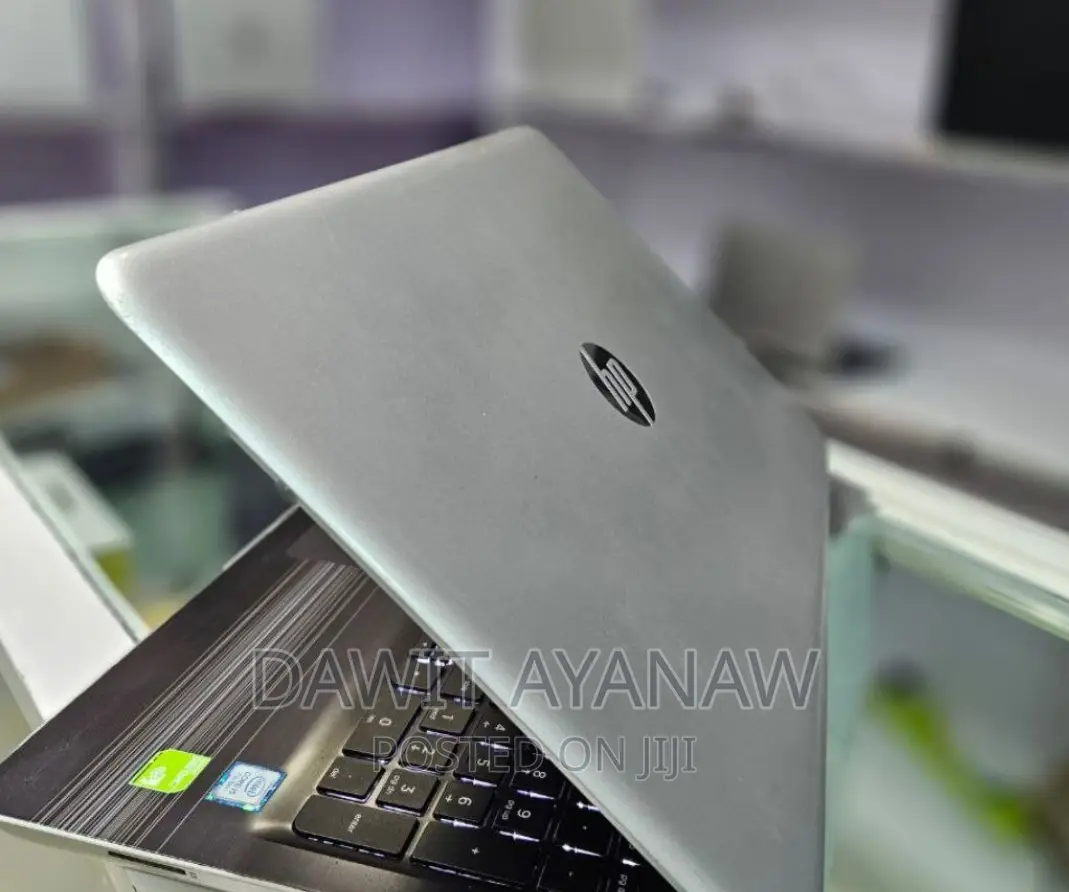 New Laptop HP 8GB Intel Core I5 SSD 512GB