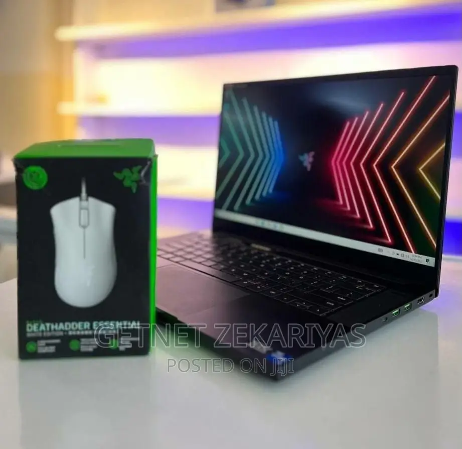 New Laptop Razer Blade 32GB Intel Core I7 SSD 512GB