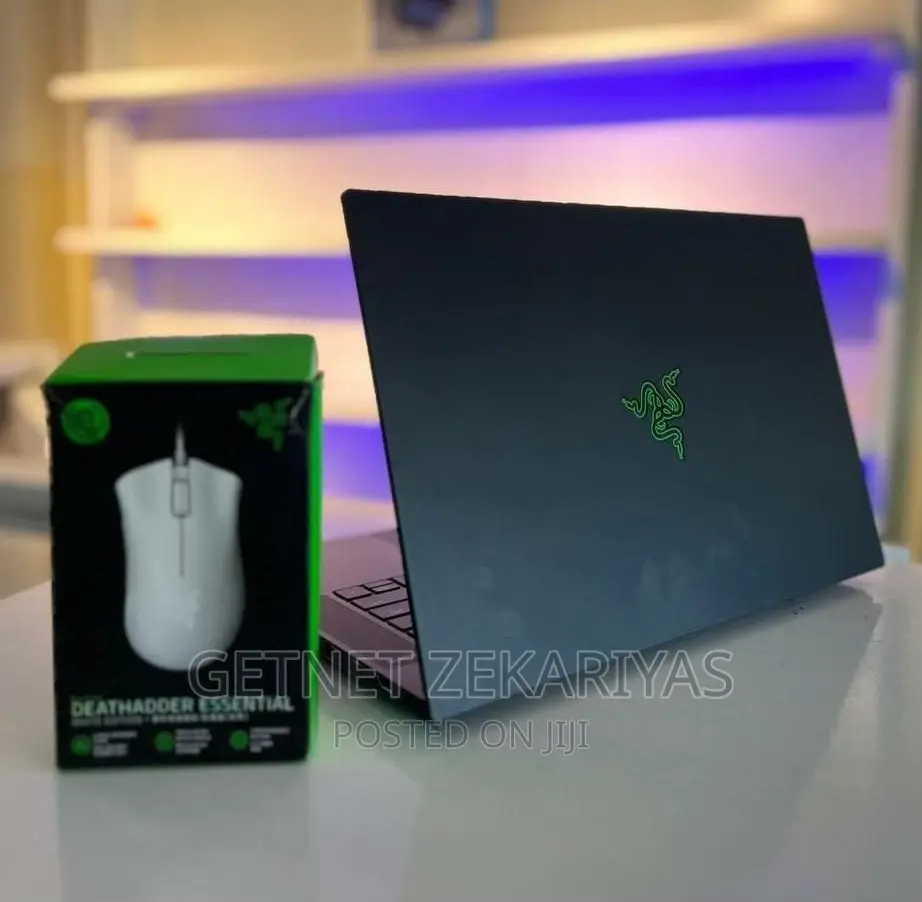 New Laptop Razer Blade 32GB Intel Core I7 SSD 512GB