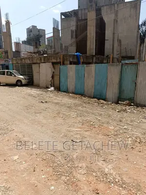 Photo - ቦሌ ደምበል ኦሎምፒያ ምርጥ ቦታ --500ካ.ሜ