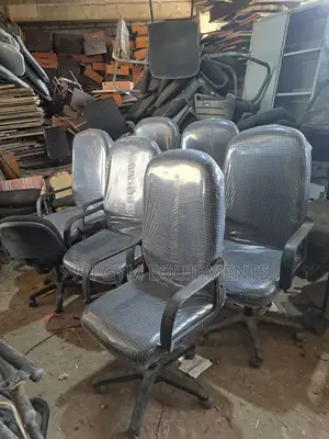 Photo - Office Chair አዲስ የቢሮ ወንበር