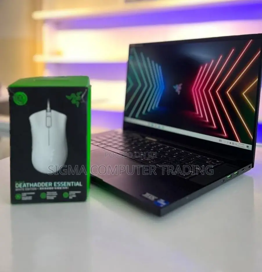 New Laptop Razer Blade 32GB Intel Core I7 SSD 512GB