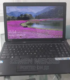 New Laptop Toshiba 4GB Intel Xeon HDD 320GB