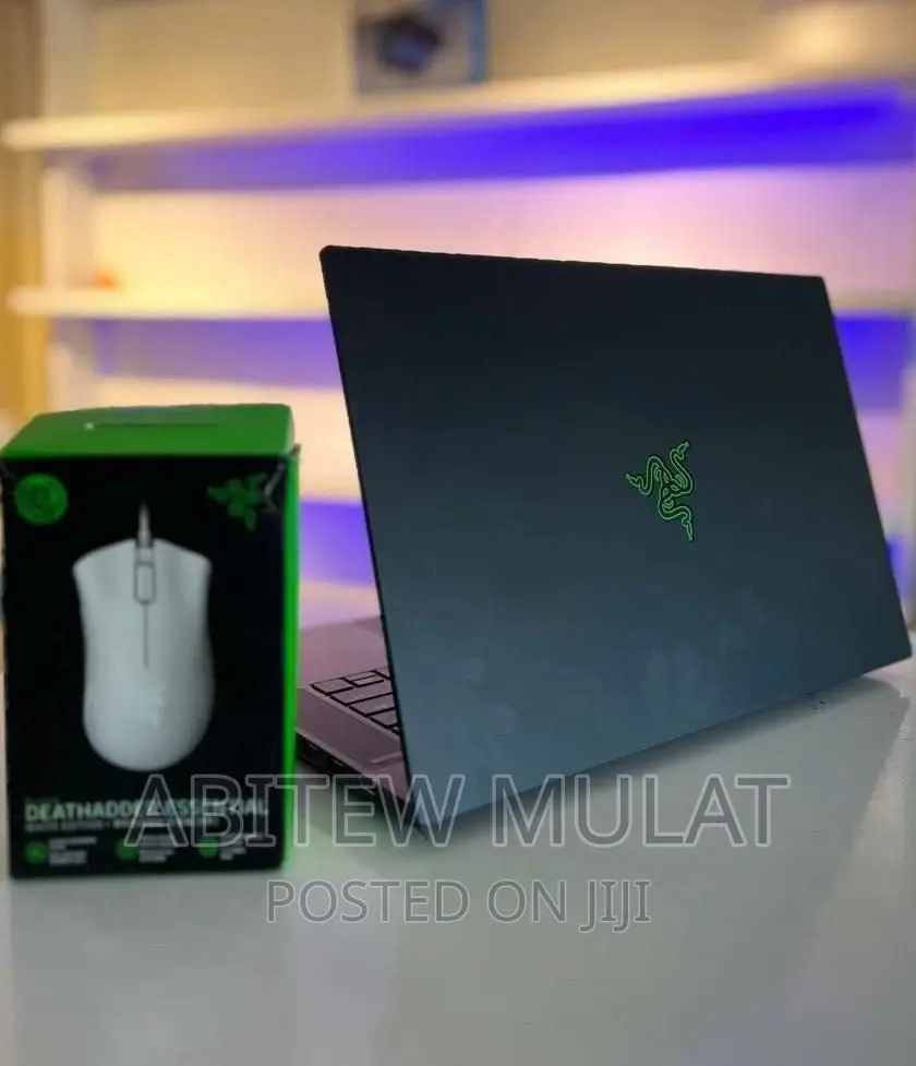 New Laptop Razer Blade 32GB Intel Core I7 SSD 512GB