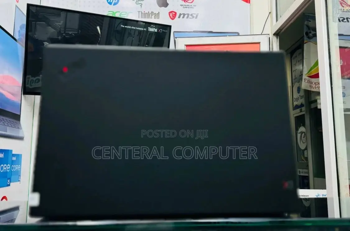 New Laptop Lenovo Thinkpad X1 Yoga 8GB Intel Core I5 SSD 512GB