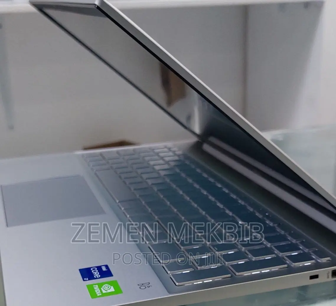 New Laptop HP Pavilion 15 16GB Intel Core I7 SSD 512GB