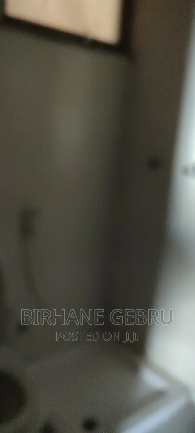 6bdrm House in G+3 Rent House, Bole for rent